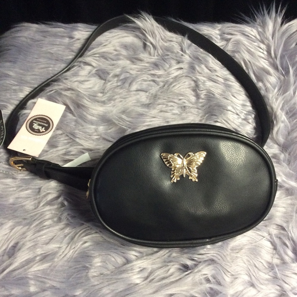 Ellen Tracy fanny Bag